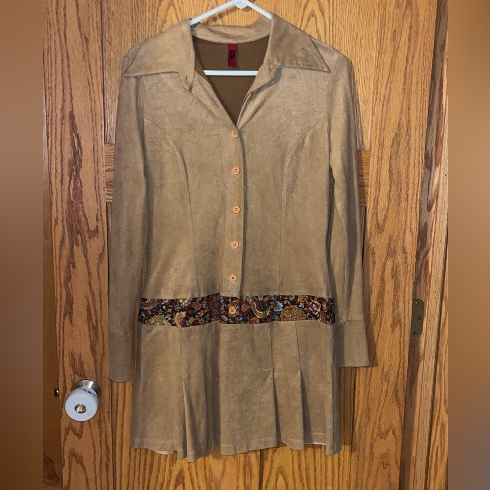 Elegant Tan Button-Up Dress